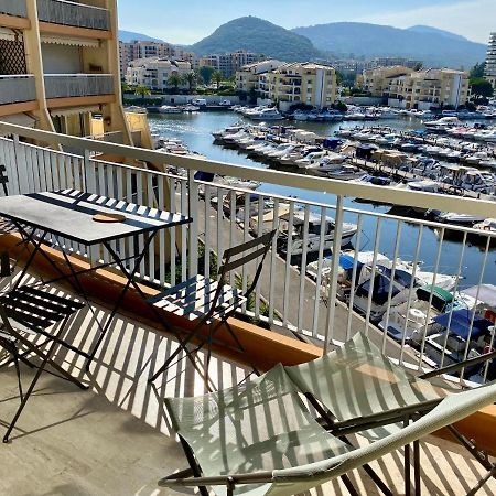 Appartement Lumineux 6 Places Avec Vue Sur Marina Mandelieu Esterno foto