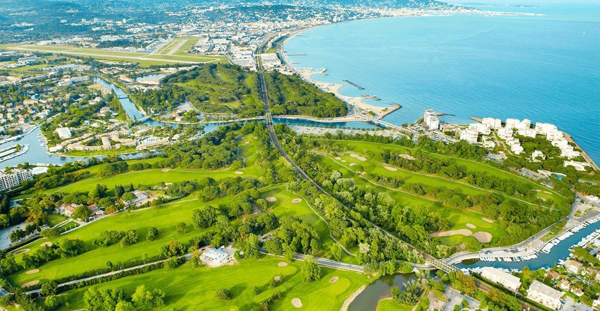 Appartement Lumineux 6 Places Avec Vue Sur Marina Mandelieu Esterno foto